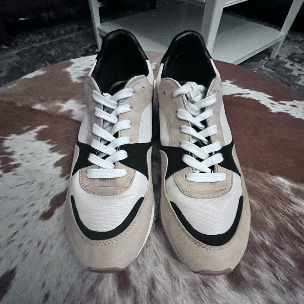 Stylish Women’s Sneakers in Black and Cream